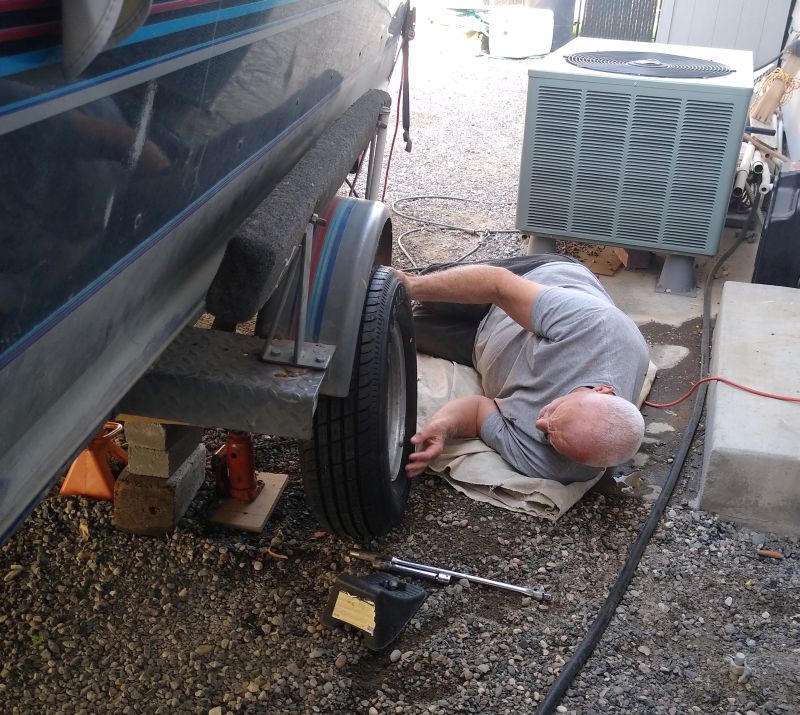 Jim boat tires